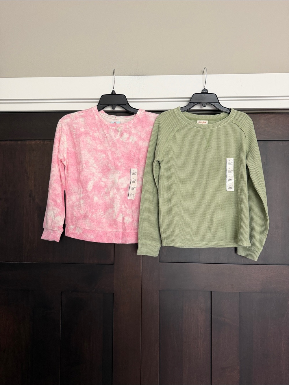 Cat & Jack Pink Tie-Dye and Sage Green Thermal Waffle Knit Tops size Large 10/12